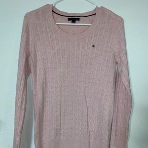 Pink Tommy Hilfiger sweater in great condition no filter on the picture